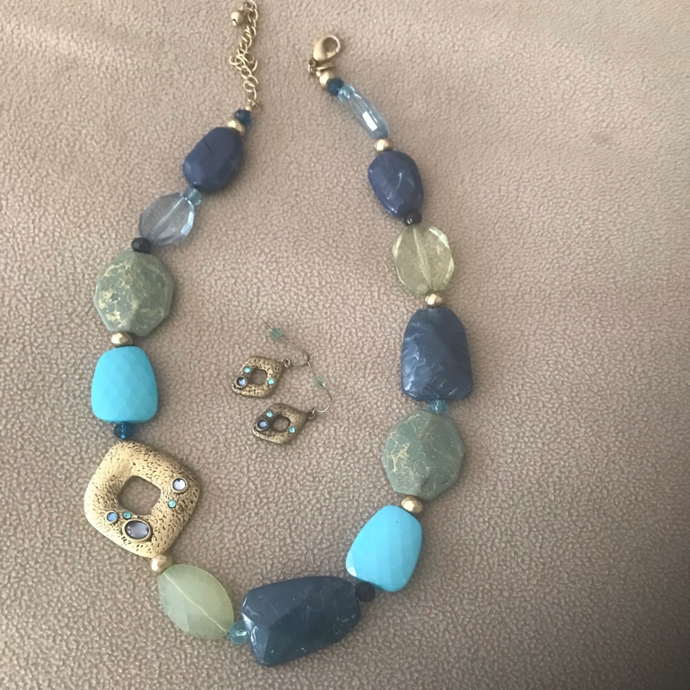 Chico’s faux turquoise and lapis necklace